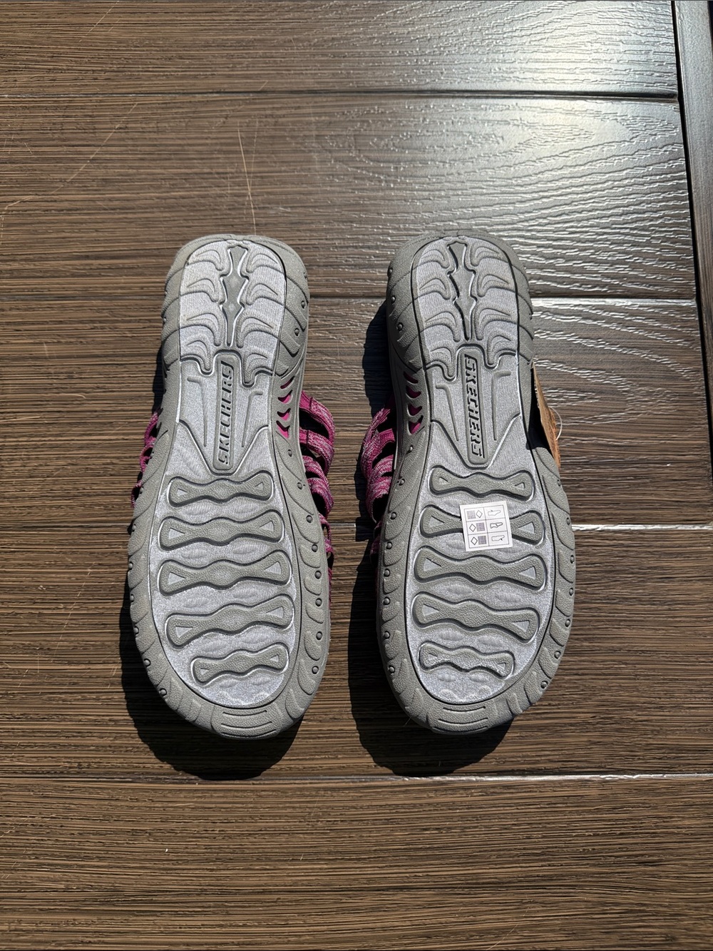 Skechers Women’s Magenta Strappy Slide Sandals - Picture 2 of 3